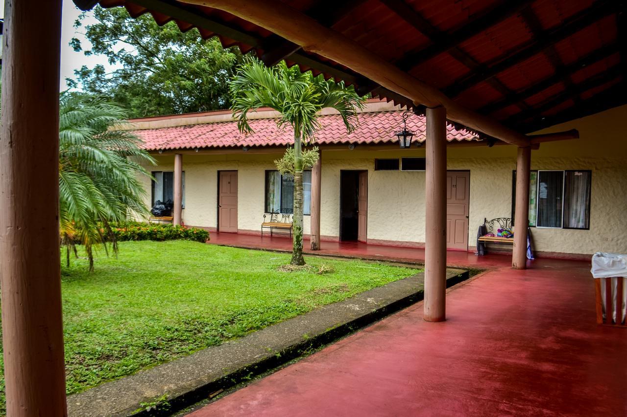 Hotel Termales del Bosque La Marina Exterior foto